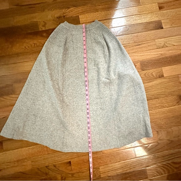 Mainstrip Heather Grey Poncho with Buttons Sz M NWT - Picture 9 of 9